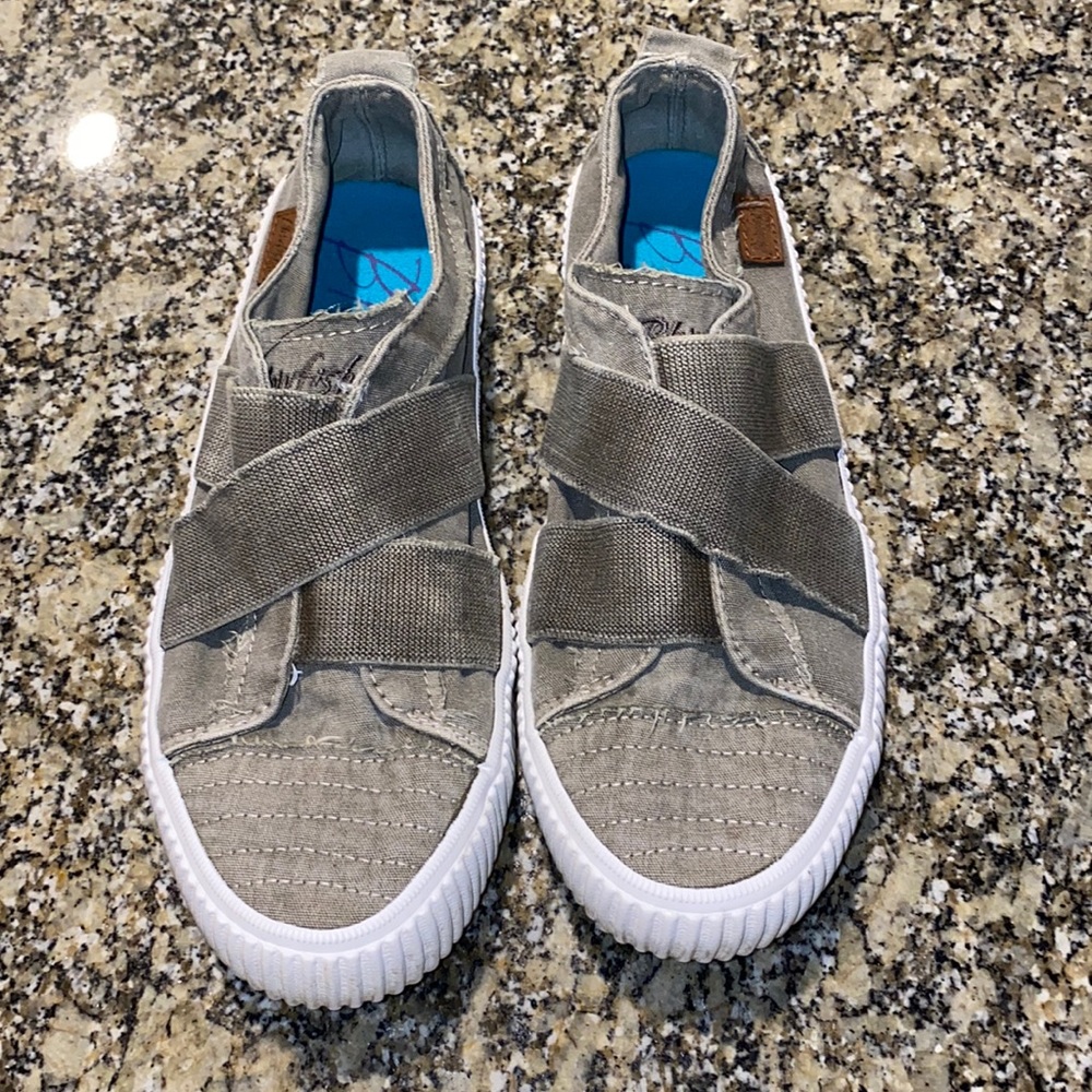 Blowfish Sneakers size *FITS LIKE A 9*